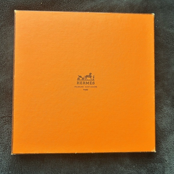 Hermes Green and Blue Scarf with Rabbit Design - Picture 7 of 9